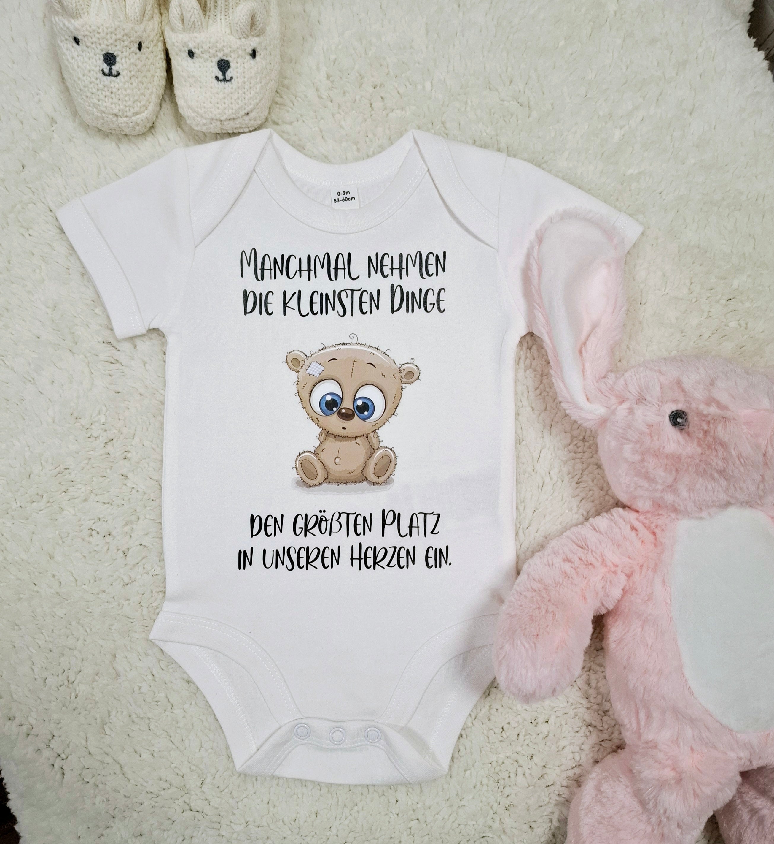 Baby Body mit einem süßem Bärchen und tollem Text. Perfekt als Geschenk für ein Baby.
