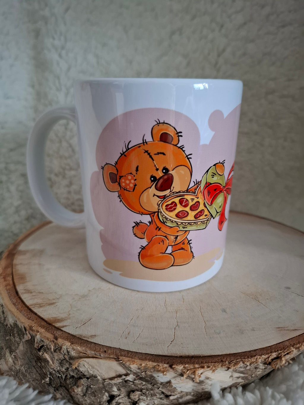 bedrucktes Becher zum Valentinstag oder für den/die Liebsten
Bärchen mit Pralinenschachtel und Text "ohne dich wäre mein Leben halb so Süss"