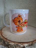 bedrucktes Becher zum Valentinstag oder für den/die Liebsten
Bärchen mit Pralinenschachtel und Text "ohne dich wäre mein Leben halb so Süss"