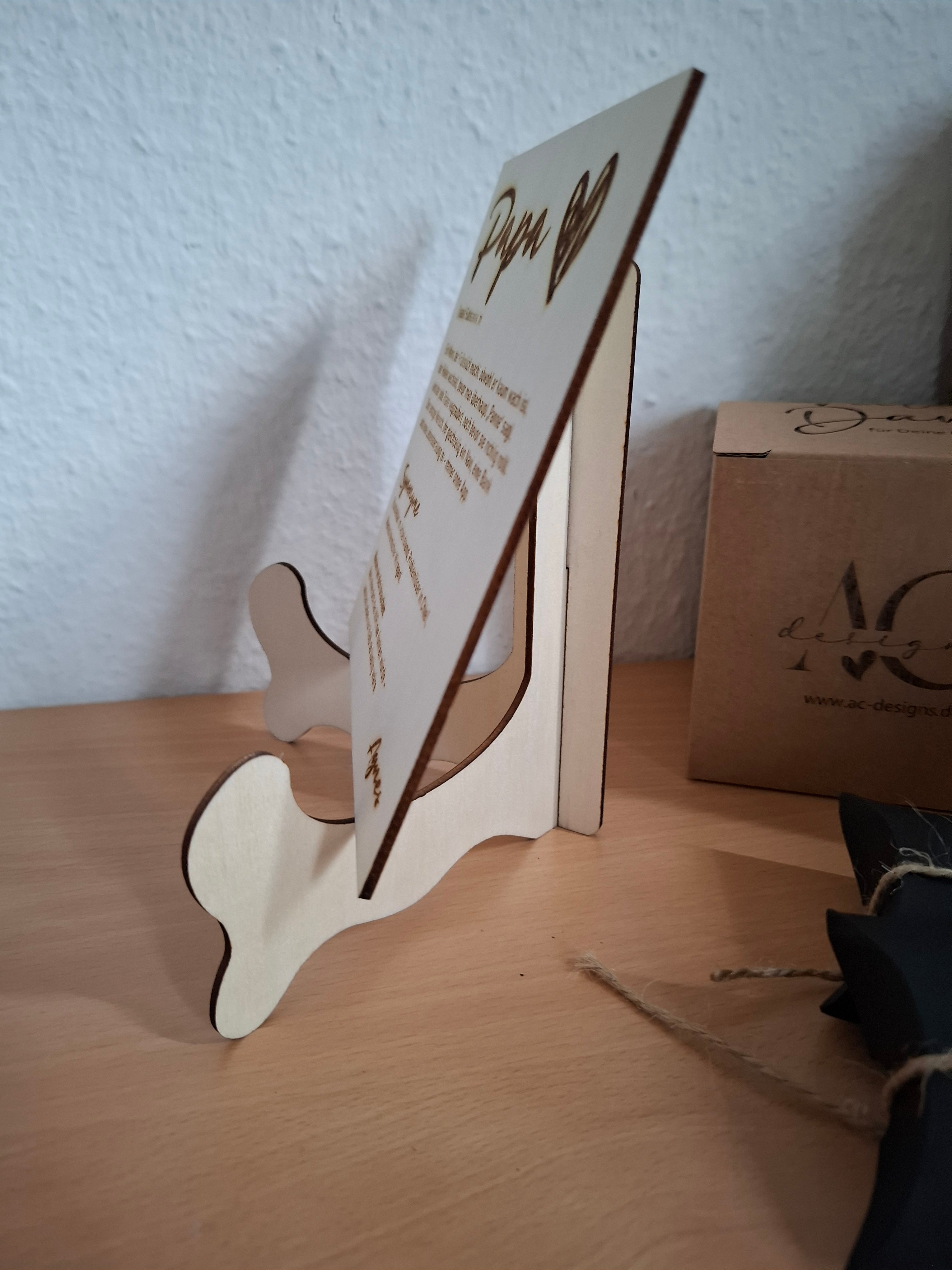 Papa-Schild ‚Alltagsheld‘ – Herzlicher Holz-Deko mit Witz für deinen Superpapa - AC Designs