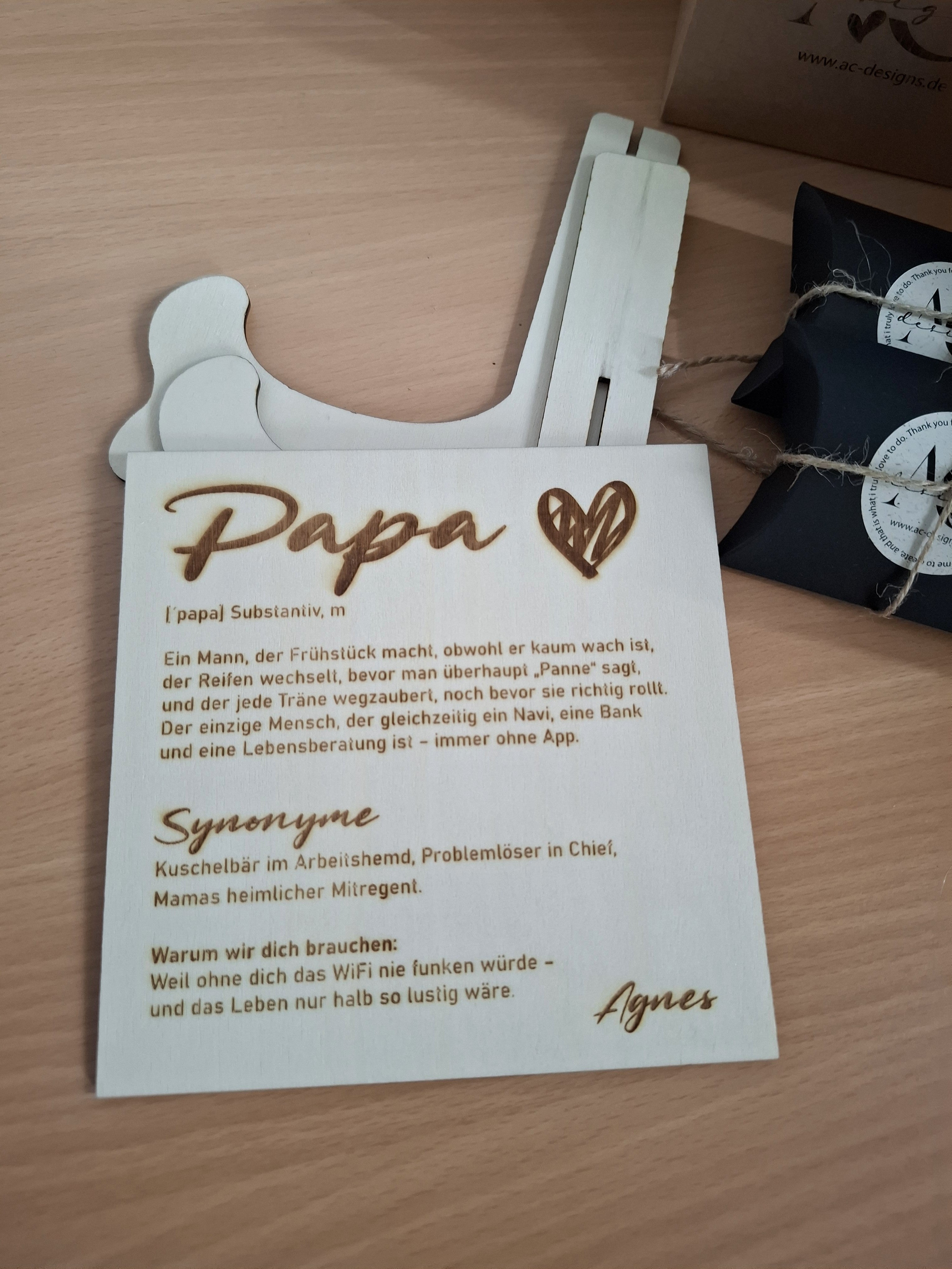 Papa-Schild ‚Alltagsheld‘ – Herzlicher Holz-Deko mit Witz für deinen Superpapa - AC Designs