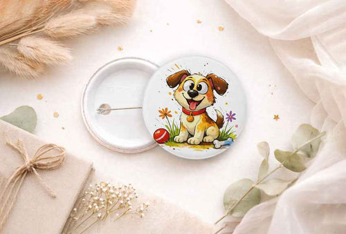 44 mm Hunde Button - Süßer Ansteckbutton mit fröhlichem Hundemotiv - AC Designs