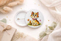 44 mm Katzen Button - Süßer Ansteckbutton mit fröhlichem Katzenmotiv - AC Designs