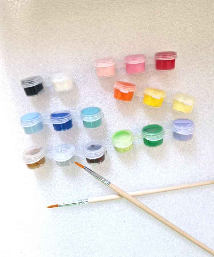 Acrylfarben Set mit Pinsel – 3ml Mini-Farbdosen | Bastelfarben für Holz, Deko & DIY Projekte | frei wählbare Farbauswahl