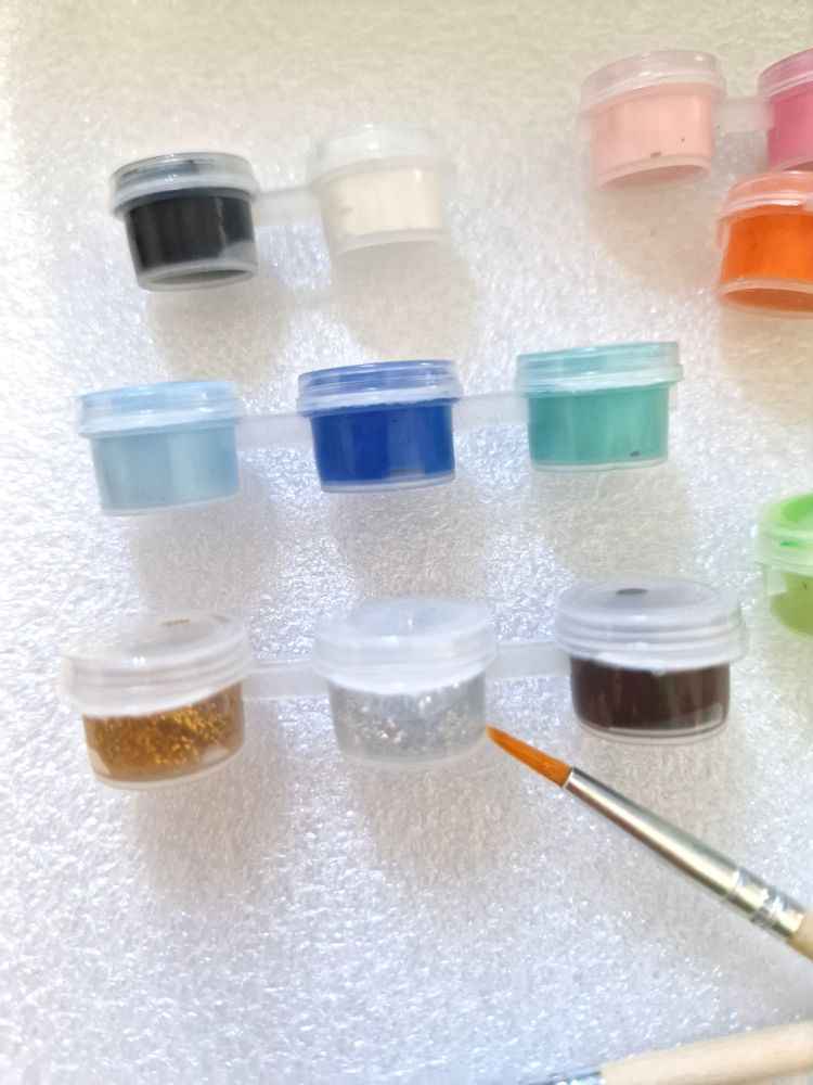 Acrylfarben Set mit Pinsel – 3ml Mini-Farbdosen | Bastelfarben für Holz, Deko & DIY Projekte | frei wählbare Farbauswahl