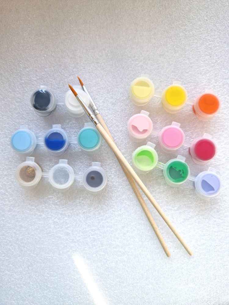 Acrylfarben Set mit Pinsel – 3ml Mini-Farbdosen | Bastelfarben für Holz, Deko & DIY Projekte | frei wählbare Farbauswahl