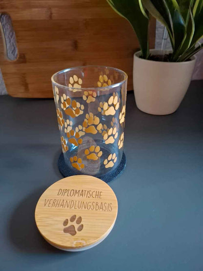 Glasbehälter mit Bambusdeckel - stilvolle Leckerli-Dose für Hunde & Katzen