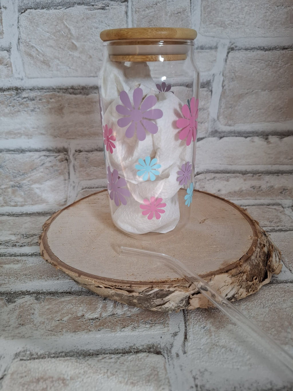 Handgefertigter Glasbecher mit Holzdeckel und Glasstrohhalm – BE WHO YOU ARE - AC Designs