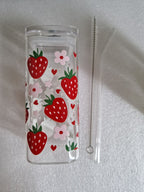 Eckiges Erdbeer-Glasbecher mit Deckel & Strohhalm - 400 ml, auslaufsicher & langlebig