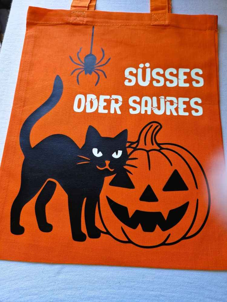 Halloween Mini Bag Orange – „Süßes oder Saures“ Baumwolltasche mit Leuchtfolie & schwarzem Druck – 100% Baumwolle, 140 g/m²