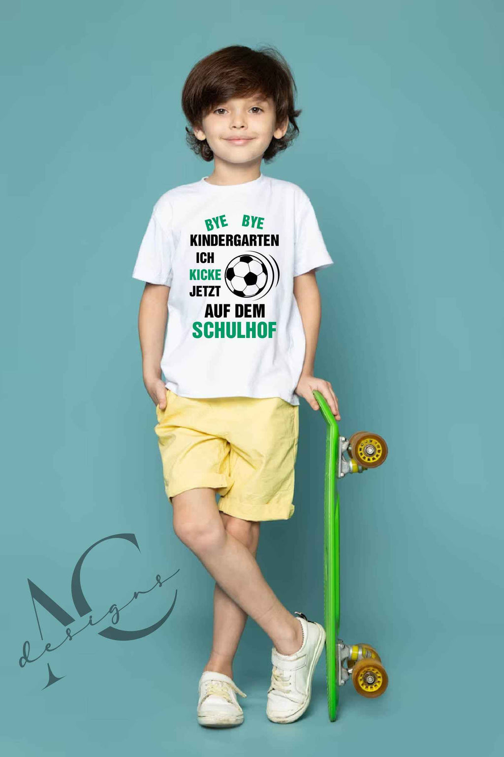 Bügelmotiv "Kicken auf dem Schulhof" – Der coole Schulstart für kleine Fußballfans!