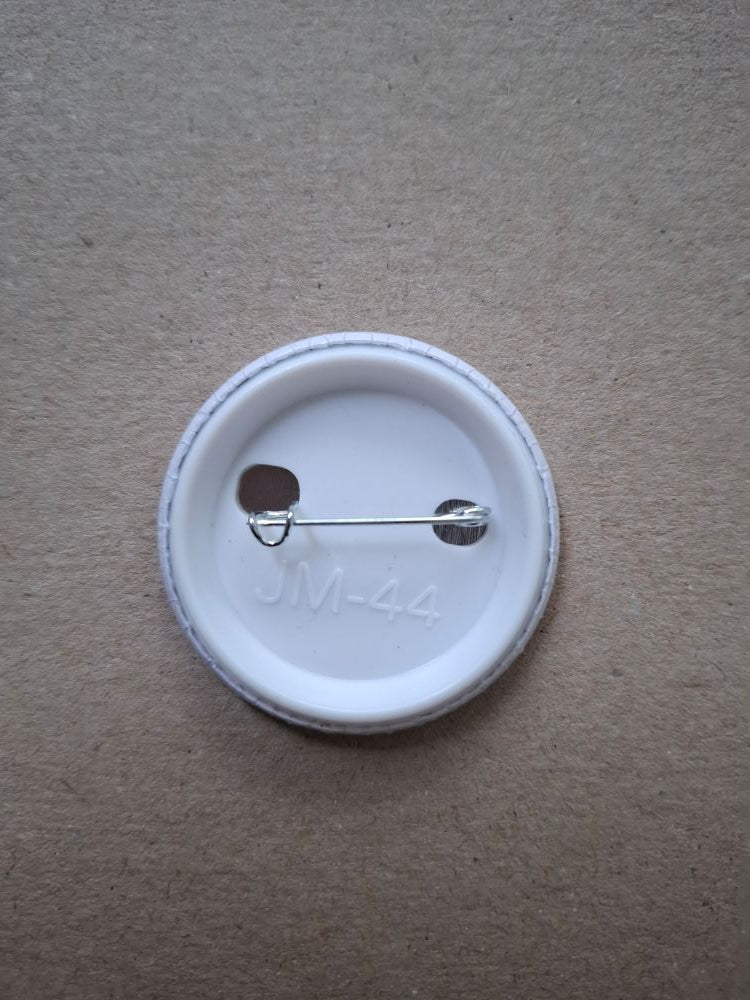 Personalisiertes Einschulungs-Button mit Namen – Lustiger Spruch & Glitzer-Effekt