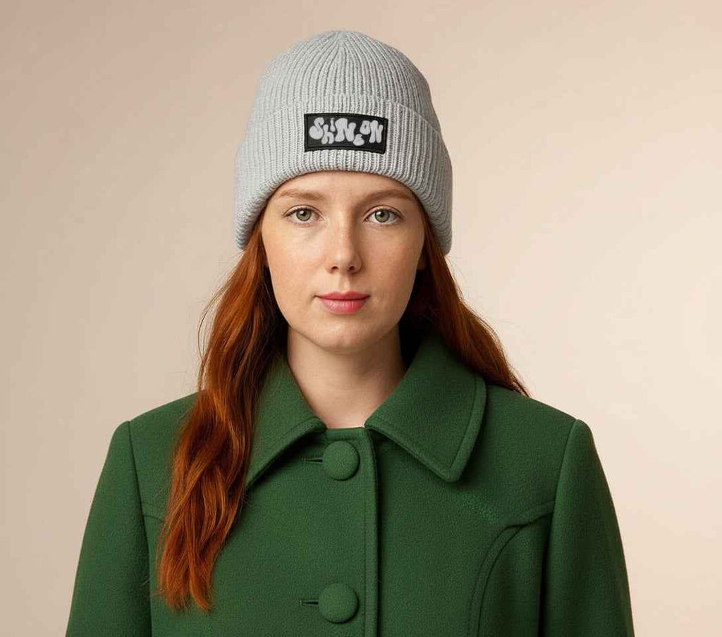 Fashion Patch Beanie Hellgrau - Recycelter Polyester | “Shine On” Patch