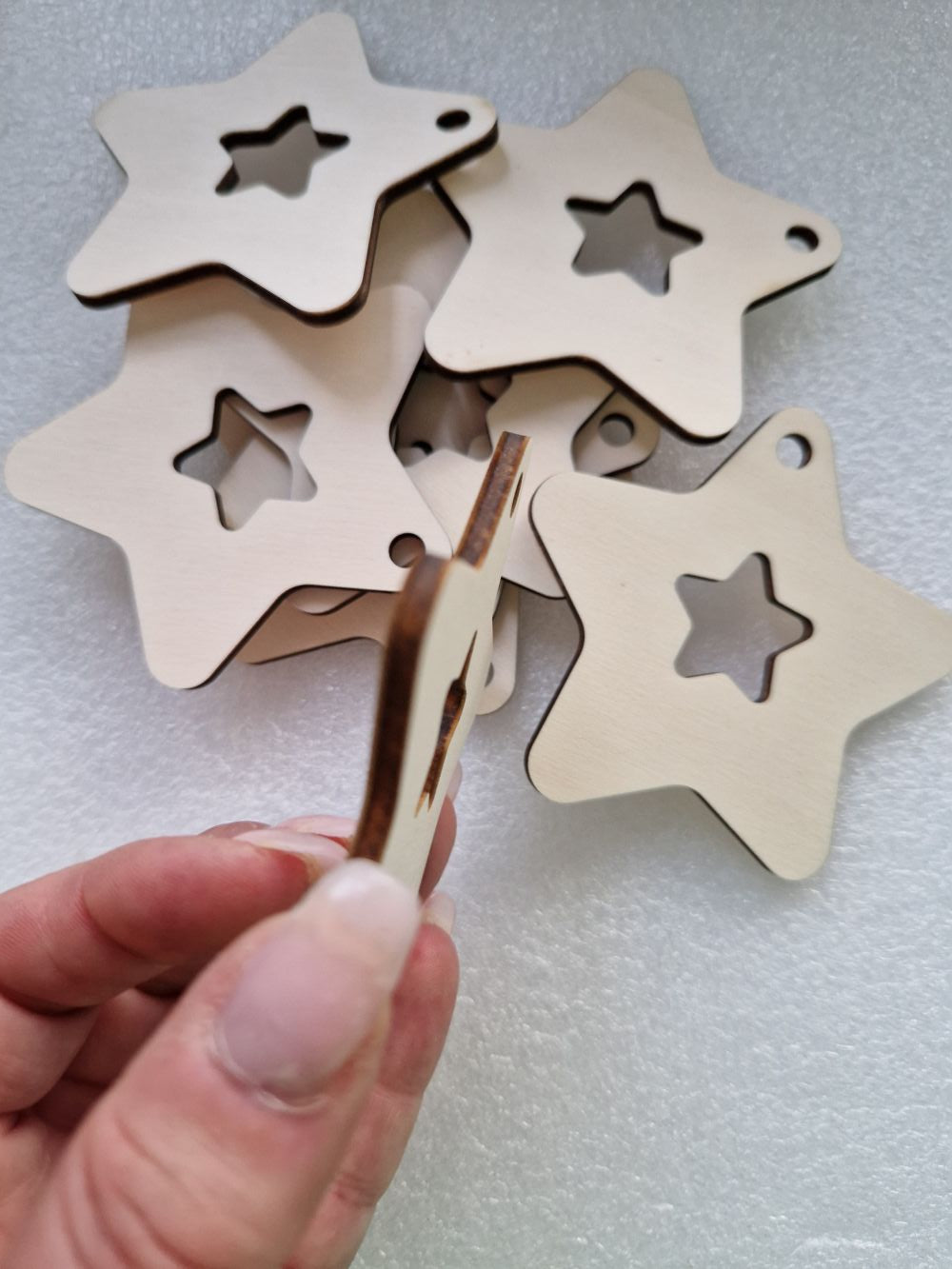 Holzanhänger „Stern“ – 8x8 cm, lasergeschnitten, Sperrholz