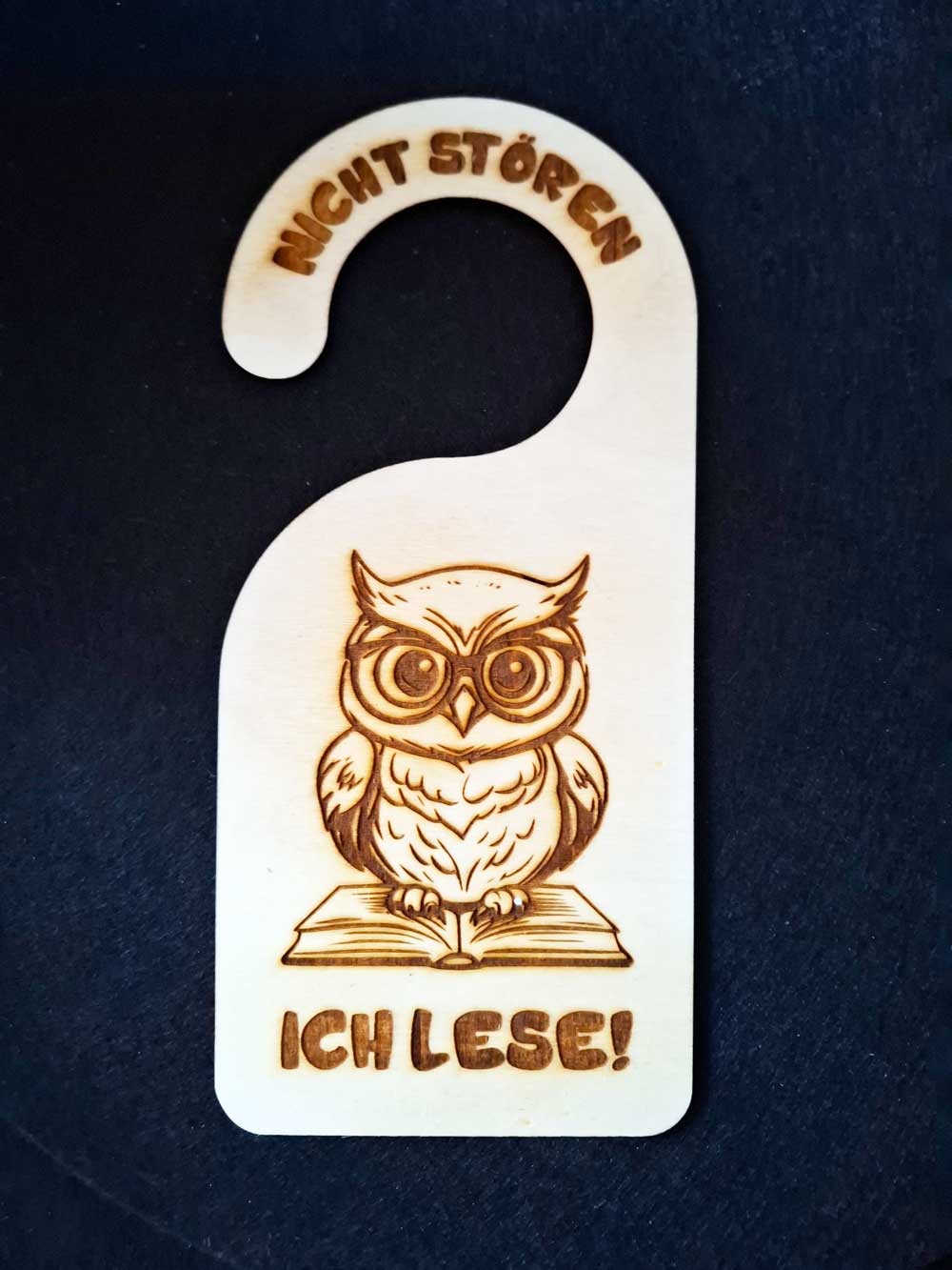 Türanhänger aus Holz  - „BITTE NICHT STÖREN“