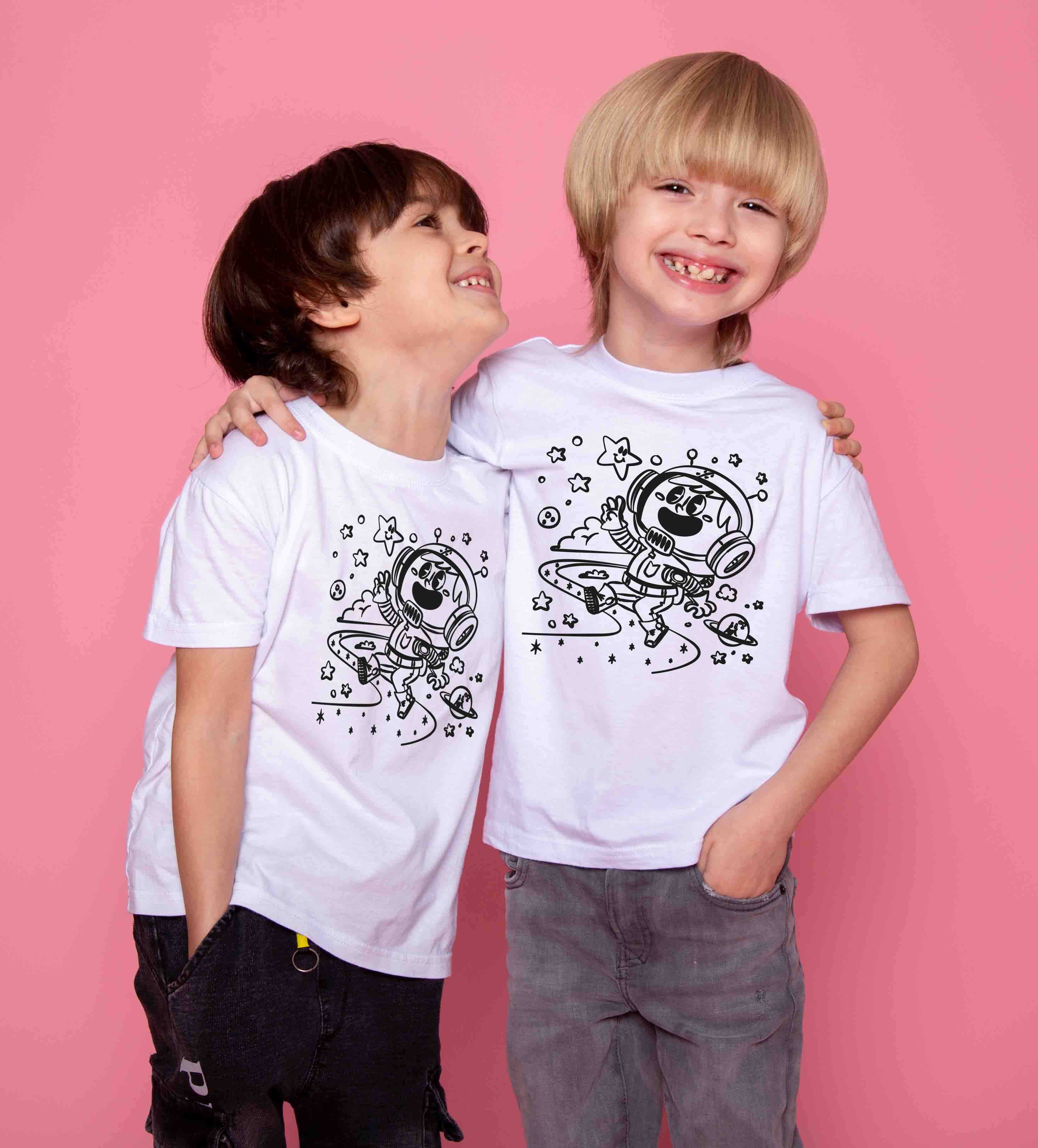 Bügelbild Weltall-Motiv vor dem Aufbringen