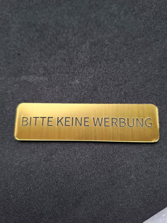 "Bitte keine Werbung" Briefkastenschild | Graviertes Kunststoffschild (75x19 mm) - 4 elegante Farben