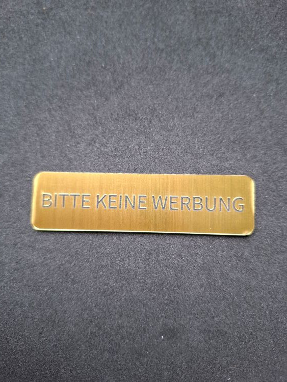 "Bitte keine Werbung" Briefkastenschild | Graviertes Kunststoffschild (75x19 mm) - 4 elegante Farben