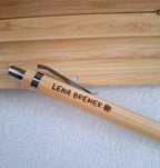 Personalisiert – Holzkugelschreiber mit Gravur | Individuelles Geschenk & Werbeartikel
