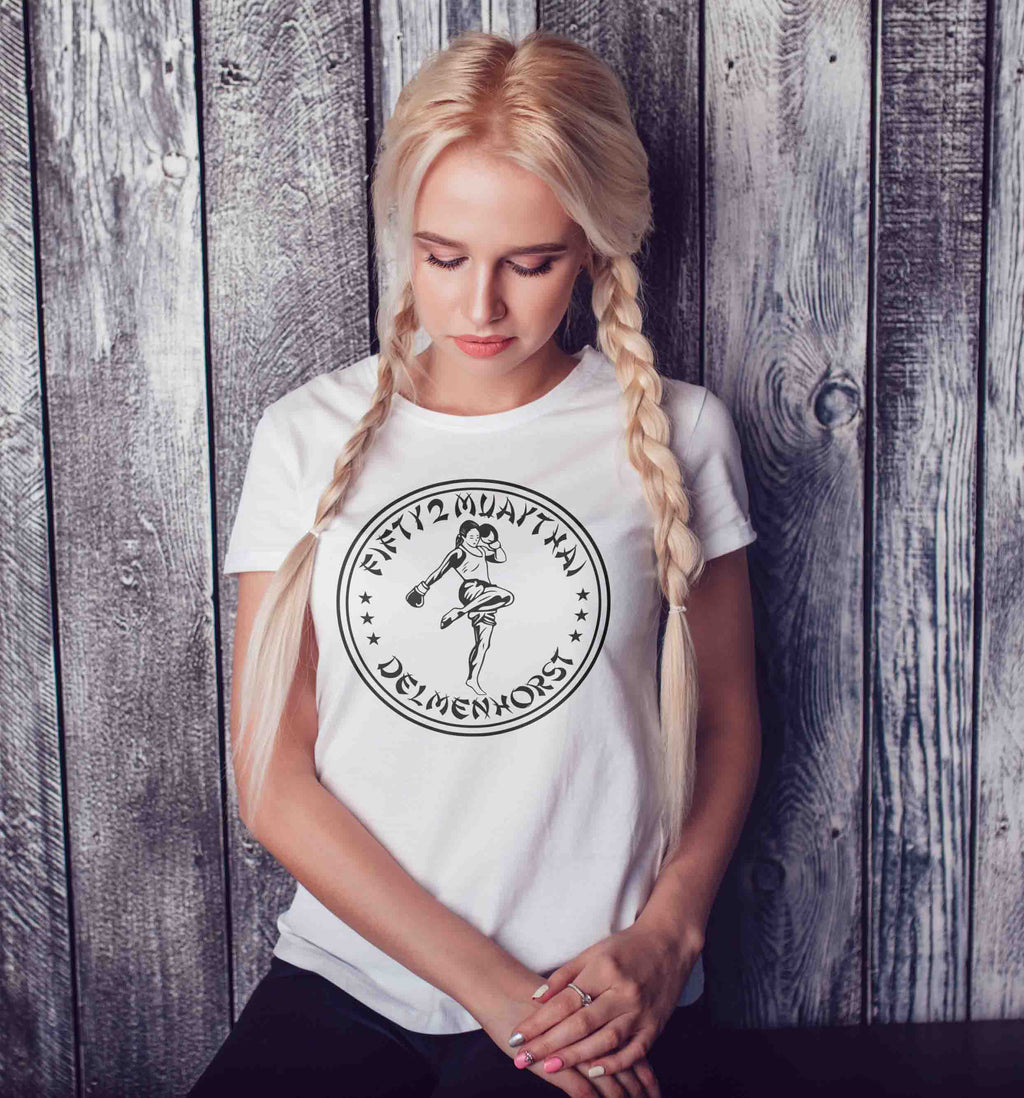 B&C T-Shirt mit Brustaufdruck MUAYTHAI FRAU - AC Designs