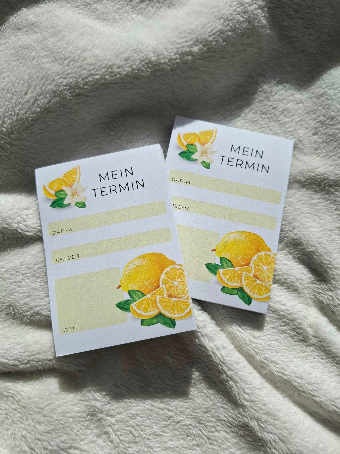 Schreibblock TERMIN mit Zitronen-Motiv - A7 Notizblock aus Naturpapier (120g) | Frisches Design für Termine, To-dos & kreative Ideen