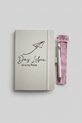 A5 Notizbuch „Das Leben ist eine Reise“ graviert - RPET Cover inkl. Kugelschreiber mit Gravur - AC Designs