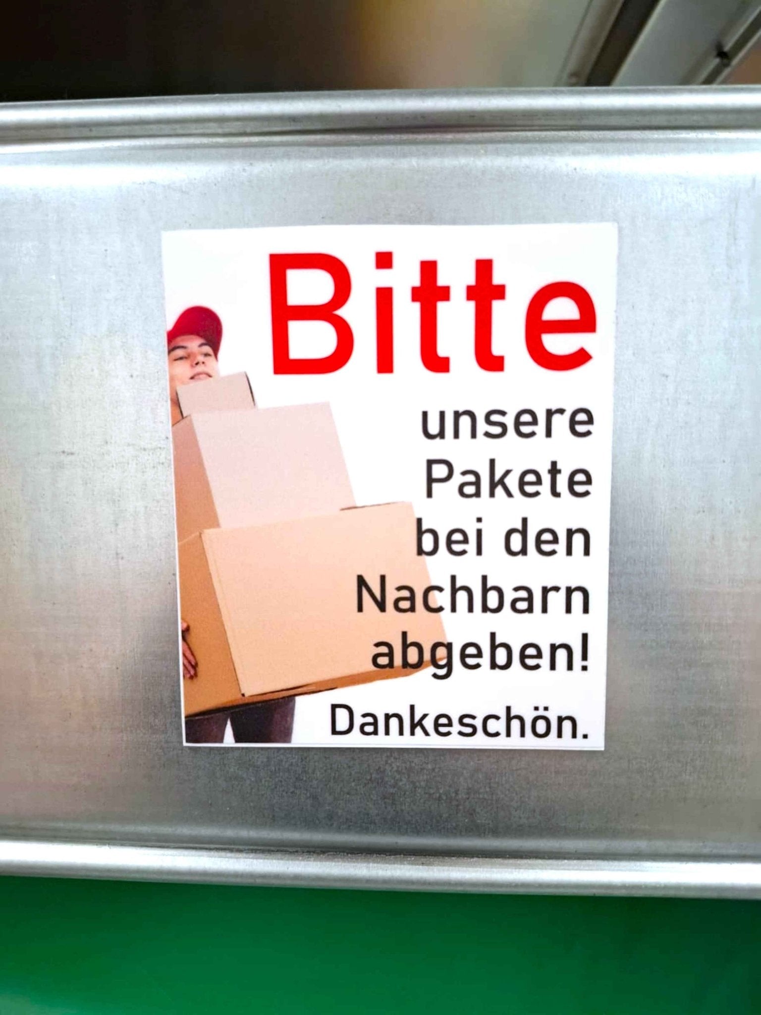 Briefkasten Magnet „Bitte Pakete bei den Nachbarn abgeben“ - Lieferhinweis für Paketboten - AC Designs