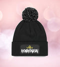Kohlkönigin Mütze mit Bommel - Lustige Beanie für Kohltour & Kohlfahrt - AC Designs