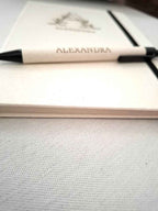 Personalisiertes A5-Notizbuch mit Wunschname & graviertem Buchstaben - AC Designs