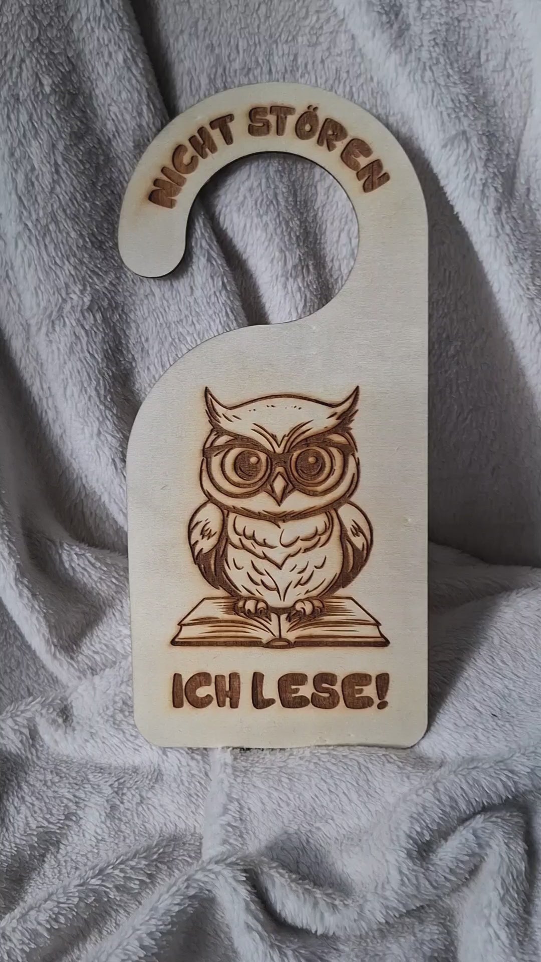 Türanhänger aus Holz  - „BITTE NICHT STÖREN“