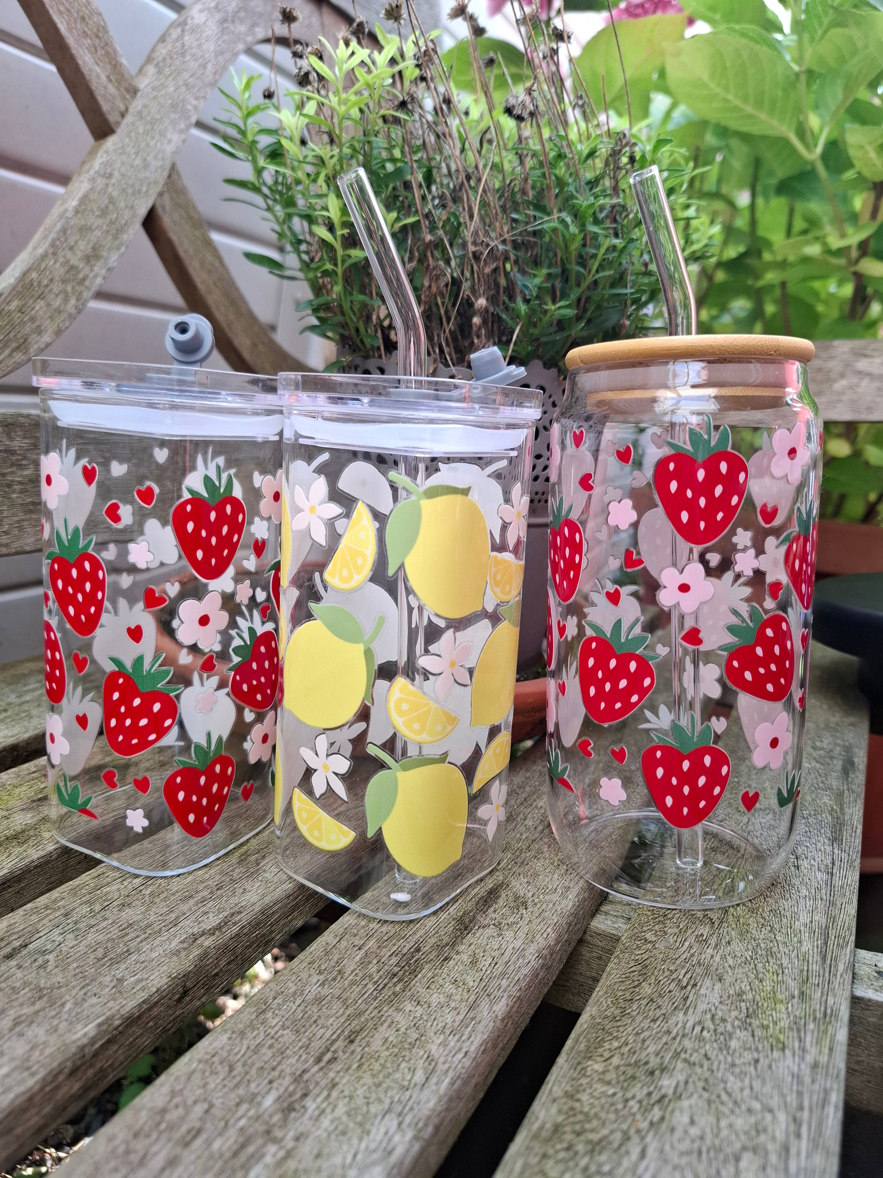 Eckiges Zitronen-Glasbecher mit Deckel & Strohhalm – auslaufsicher, stylisch & langlebig