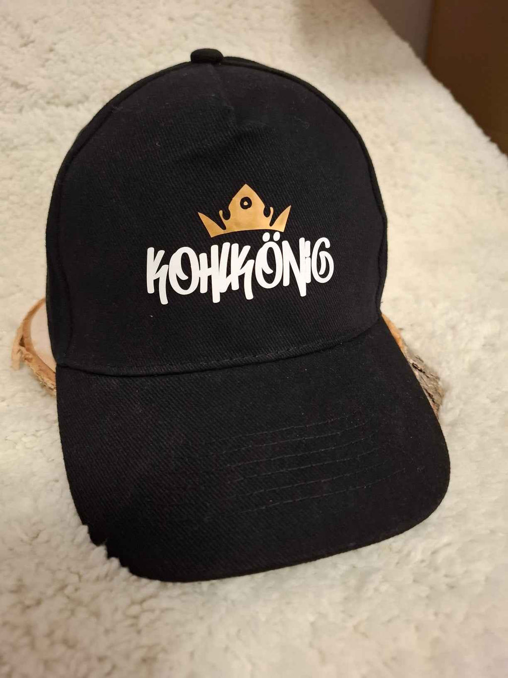 Kohlkönig Cap Schwarz - Premium 6-Panel Cap mit Weiß-Gold Druck
