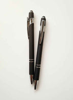 Eleganter Metall-Kugelschreiber in Schwarz mit personalisierter Lasergravur