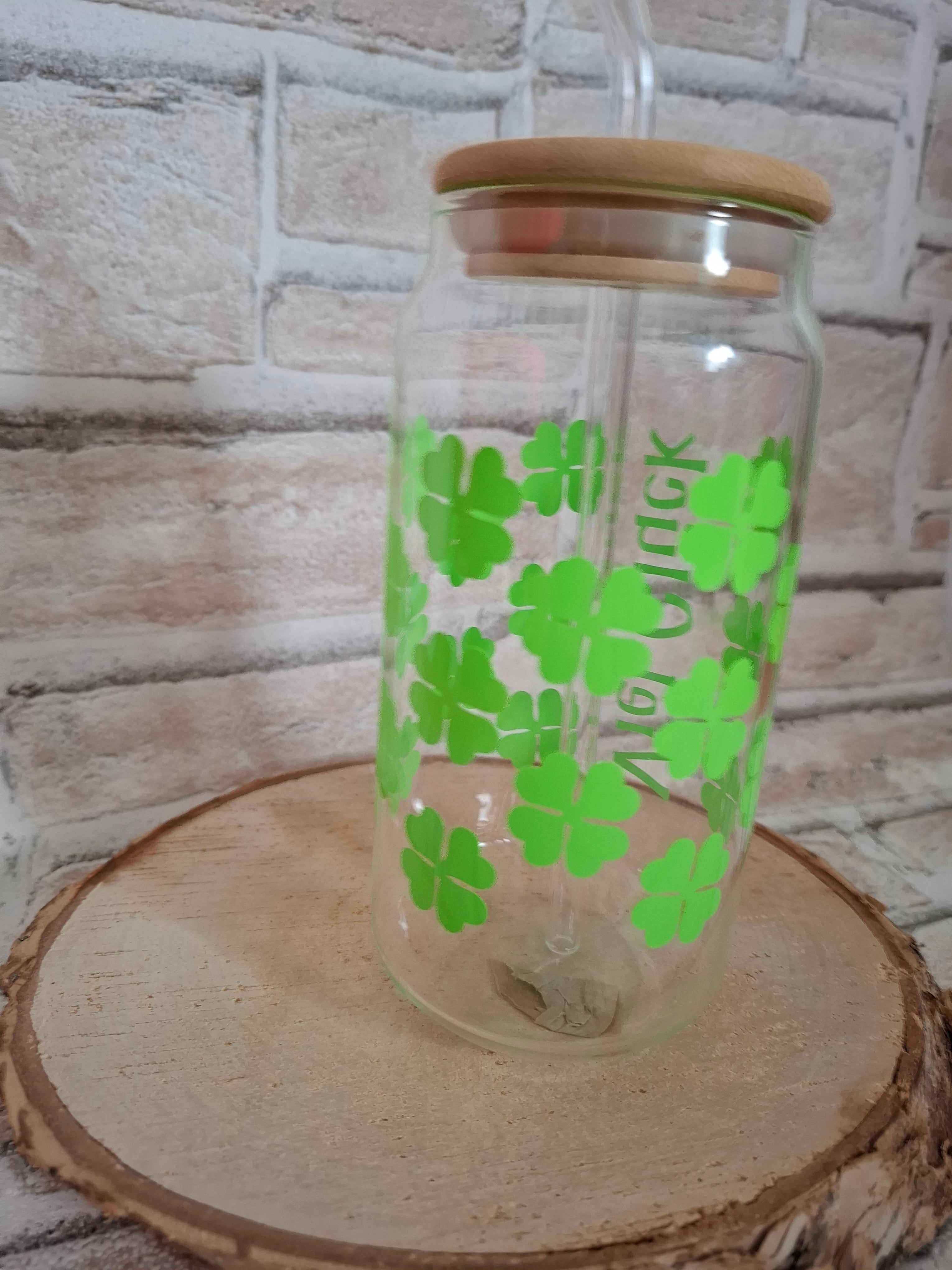 Handgefertigter Glasbecher mit Holzdeckel und Glasstrohhalm – VIEL GLÜCK - AC Designs