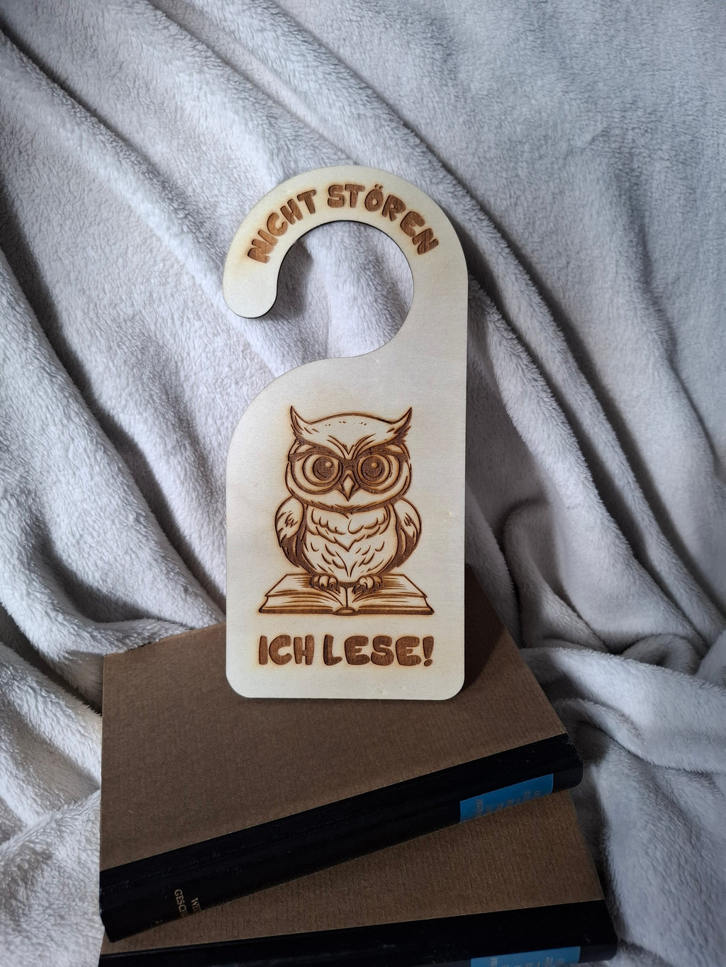 Türanhänger aus Holz  - „BITTE NICHT STÖREN“