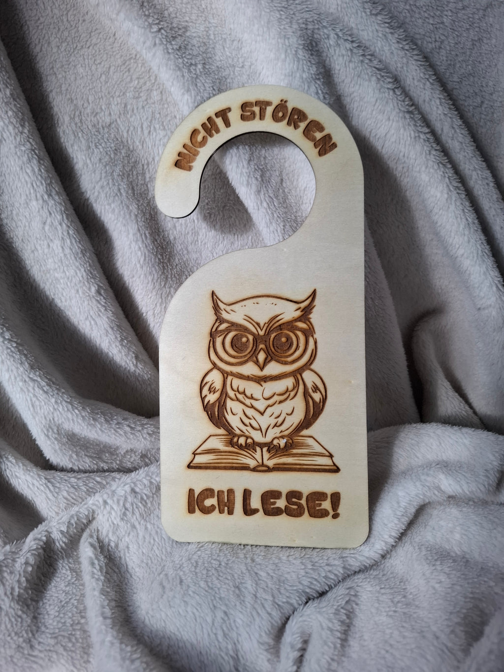 Türanhänger aus Holz  - „BITTE NICHT STÖREN“