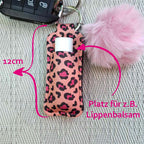 Stylisches Schlüsselband aus Neopren mit Lippenstifthalter & Pom Pom – Animalprint in Rosa/Pink - AC Designs
